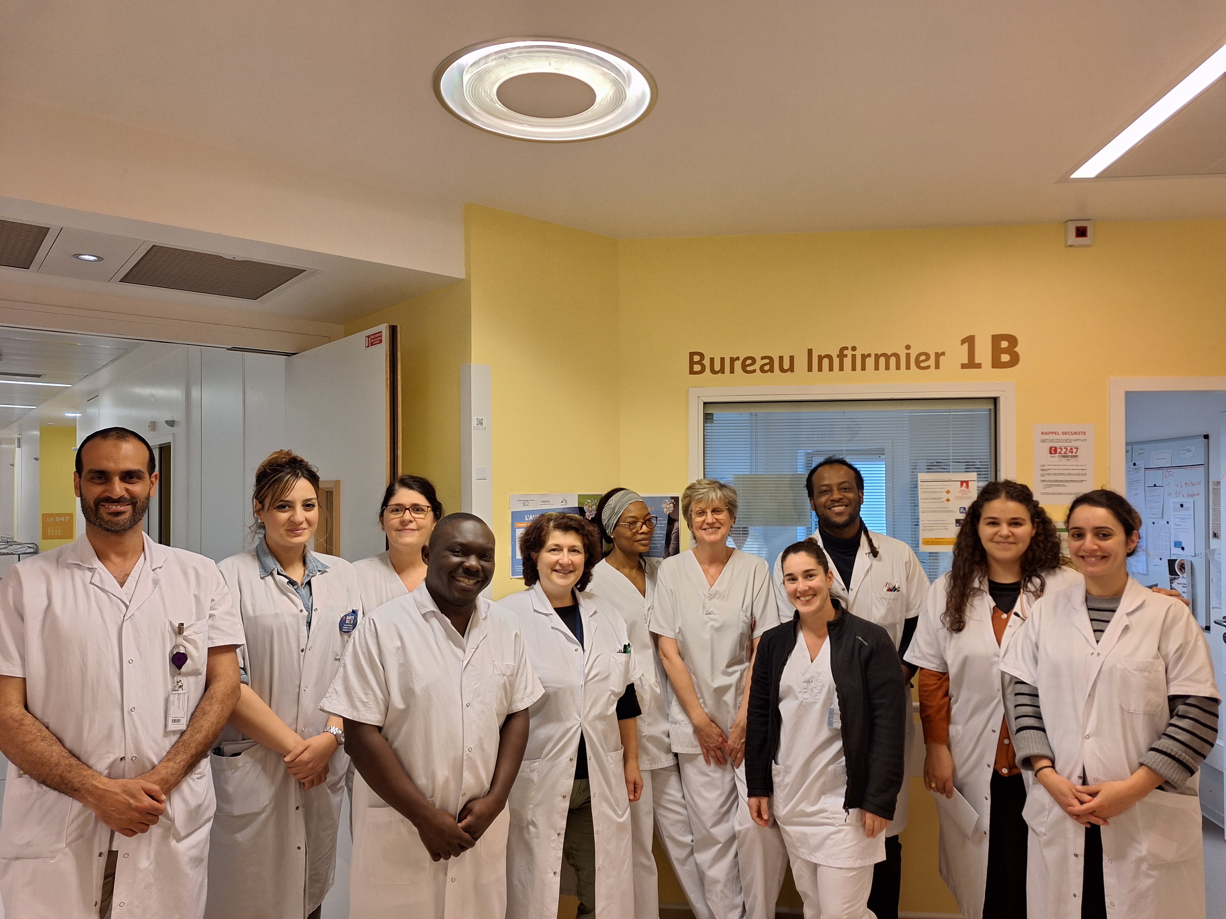 Equipe de soins médicaux et de réadaptation polyvalents