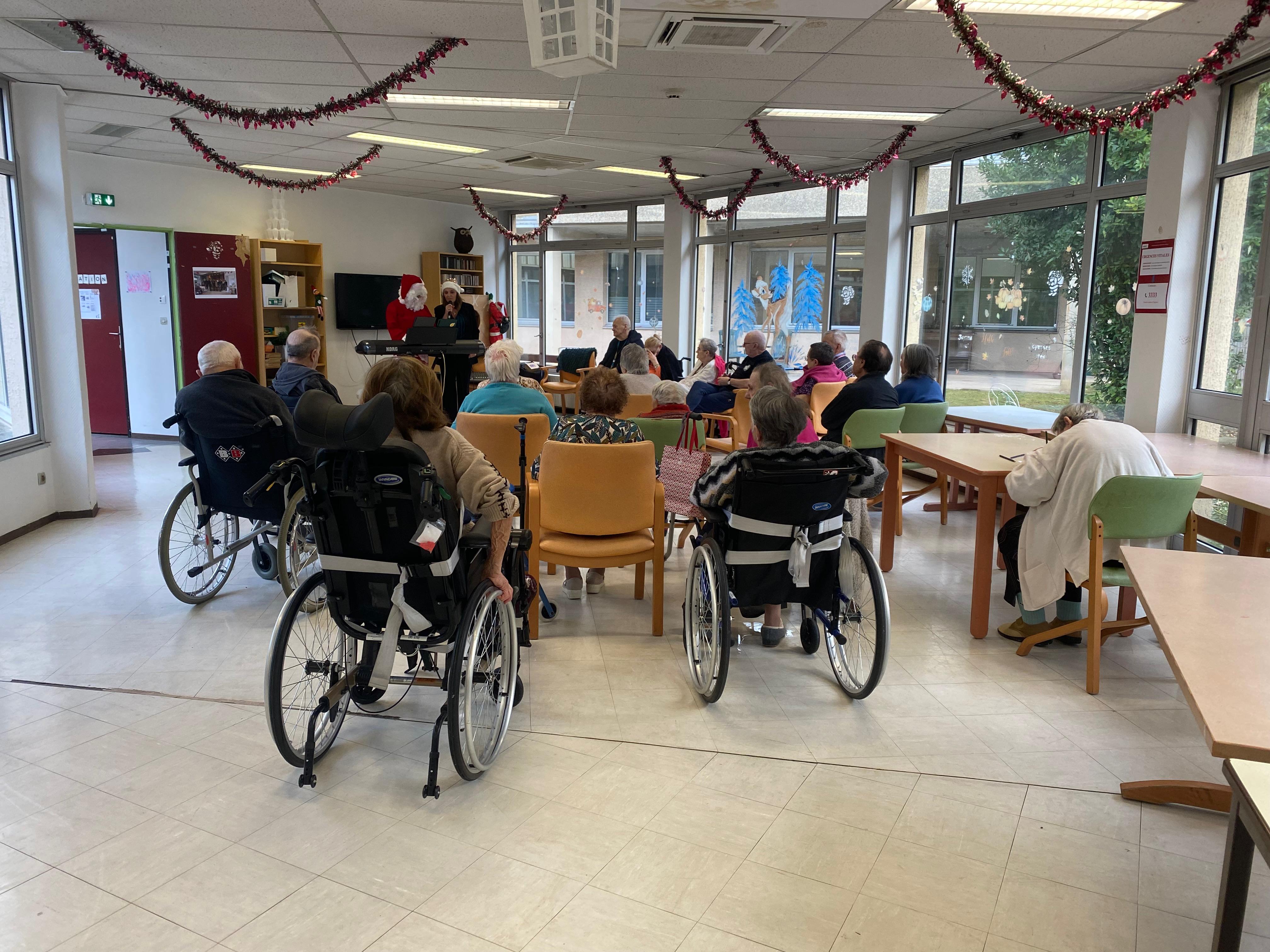  15.12.2025 - Animation Ehpad - concert Goness Blues - Photos NC (2)_0.jpeg (1.3Mo)